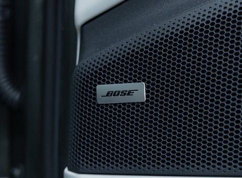 Porsche Macan 4 Electric 30