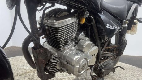 Zontes ZT 125 2014 7K RUNNING PROJECT BIKE SPARES OR REPAIR 125CC 15