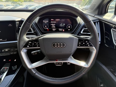 Audi Q4 40 S line SUV 5dr Electric Auto 82kWh (204 ps) 29