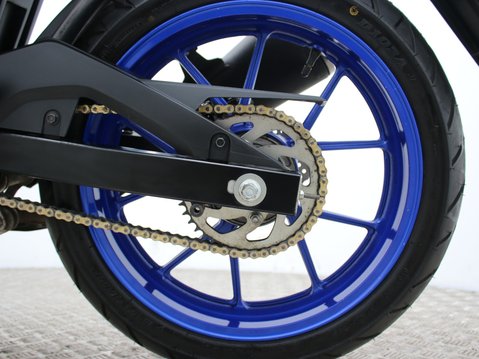 Suzuki GSX-R125 GSXR 125 RX M5 22