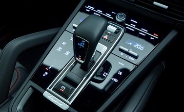 Porsche Cayenne GTS Coupé 22