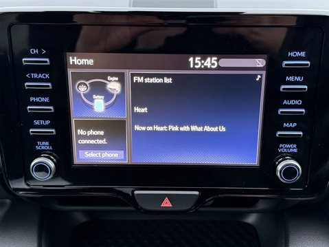 Toyota Yaris 1.5 Hybrid Icon 5dr CVT 22