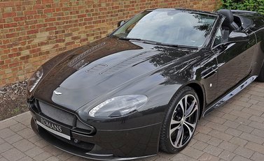 Aston Martin V12 Vantage S Roadster 13