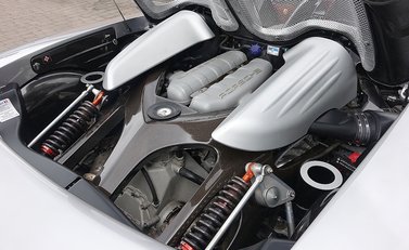 Porsche Carrera GT 35