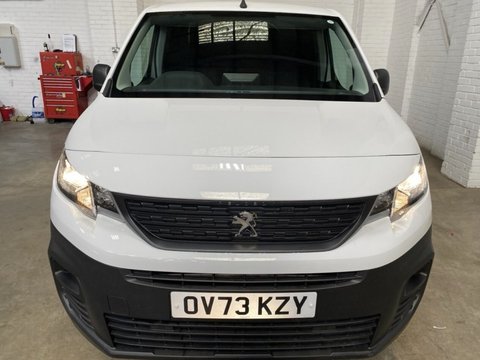 Peugeot Partner BLUEHDI PROFESSIONAL PREMIUM PLUS L1 2