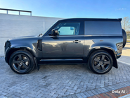 Land Rover Defender 90 D300 Hard Top X-Dynamic HSE 8