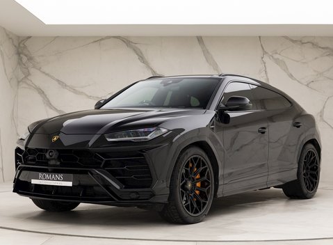 Lamborghini Urus 6