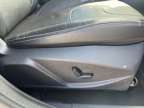 Ford Focus TITANIUM X 22