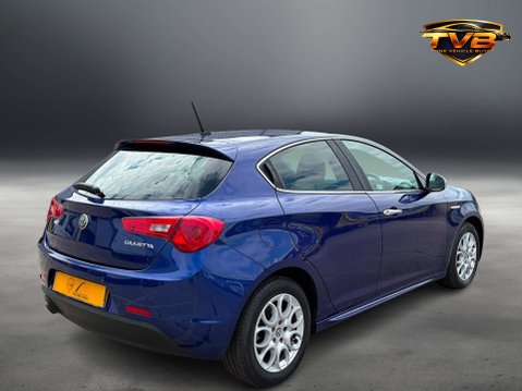 Alfa Romeo Giulietta 1.6 Giulietta Tecnica JTDM-2 5dr - NATIONAL DELIVERY* 4