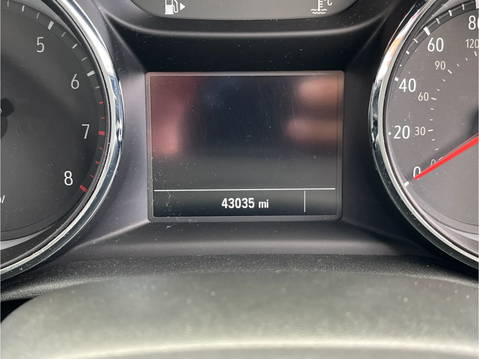 Vauxhall Astra 1.4T 16V 150 Griffin 5dr 19