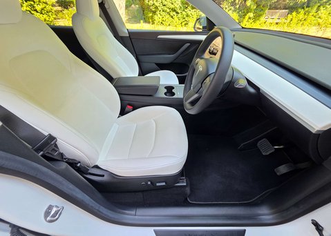 Tesla Model Y ModeL Y Long Range AWD 4WD 5dr 25