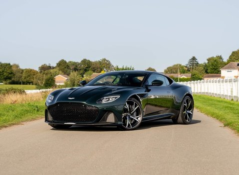 Aston Martin DBS Superleggera 8