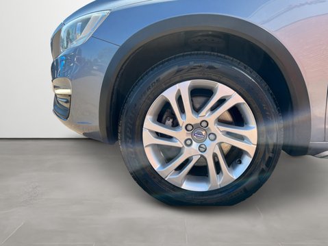 Volvo V60 D4 [190] Cross Country SE Nav 5dr Gtronic [Ltr] 33