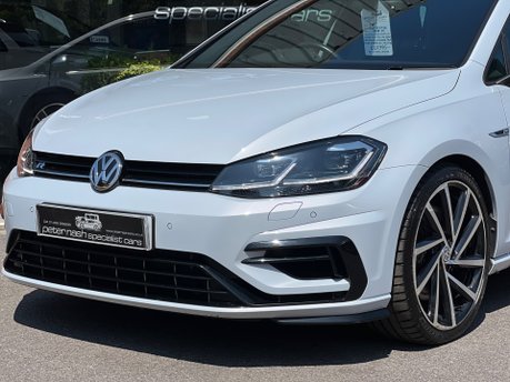 Volkswagen Golf 2.0 TSI R Hatchback 5dr Petrol DSG 4Motion Euro 6 (s/s) (310 ps) 6