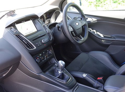 Ford Focus RS Mountune 10
