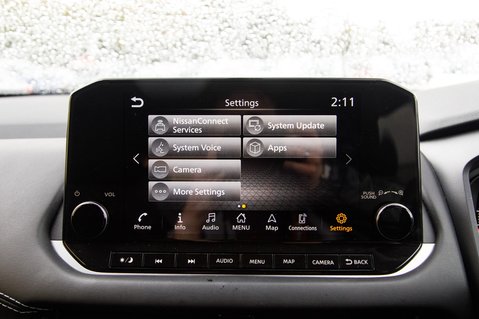 Nissan Qashqai DIG-T N-CONNECTA MHEV 25