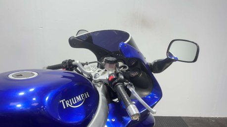 Triumph Sprint 2002 27K RUNNING PROJECT BIKE SPARES OR REPAIR SPORTS TOURER 30