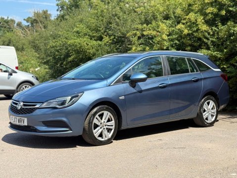 Vauxhall Astra 1.6 CDTi Tech Line Sports Tourer Euro 6 5dr 3