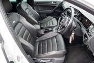 Volkswagen Golf 2.0 Golf R TSi Semi-Auto 4WD 5dr 37