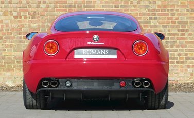 Alfa Romeo 8C Competizione 3
