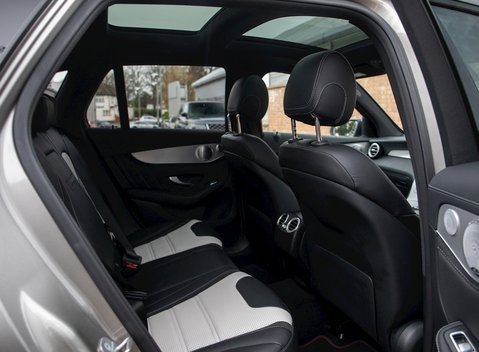 Mercedes-Benz GLC 63 4Matic 14