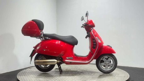 Piaggio Vespa GTS 2006 ONLY 10K 250CC PROJECT BIKE CLEAN EXAMPLE 1