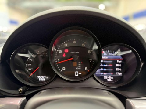 Porsche 718 Cayman 2.0T Coupe 2dr Petrol PDK Euro 6 (s/s) (300 ps) 34