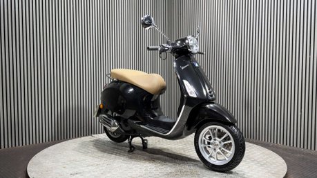 Piaggio Vespa Primavera 2021 9K LONG MOT SERVICED 125CC LEARNER LEGAL SCOOTER 2