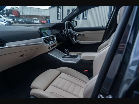 BMW 3 Series 3.0 330d xDrive M Sport MHEV Auto 4WD 5dr 9