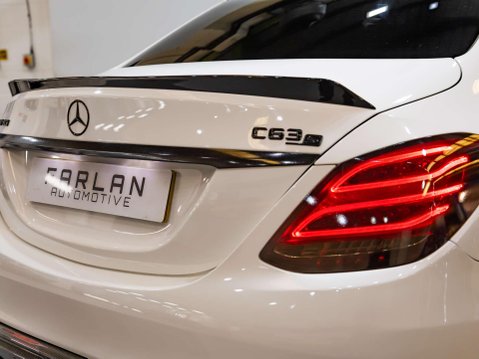 Mercedes-Benz C Class 4.0 C63 V8 BiTurbo AMG (Premium) Saloon 4dr Petrol SpdS MCT Euro 6 (s/s) (4 78