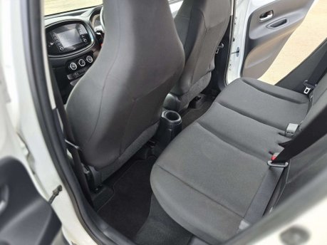 Toyota Aygo X 1.0 VVT-i Pure Hatchback 5dr Petrol x-shift Euro 6 (s/s) (72 ps) 20