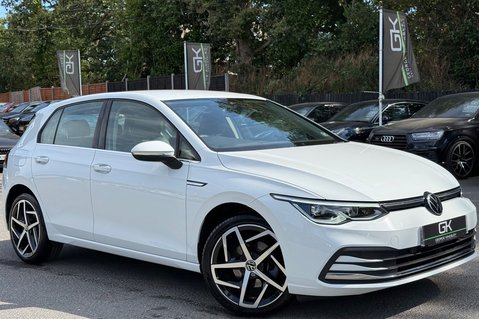 Volkswagen Golf STYLE TDI DSG - ACC - REVERSE CAM - UPGRADED ALLOYS 1