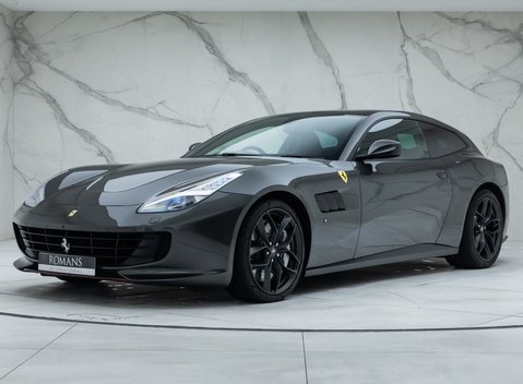 Ferrari GTC4 Lusso T 1