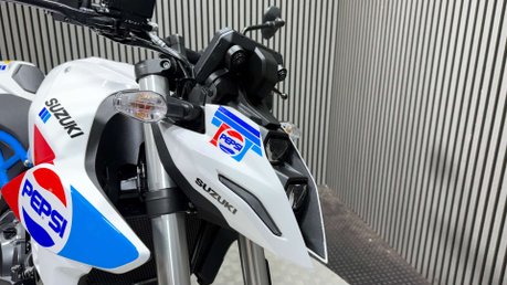 Suzuki GSX 2024 1 OF 5 DREAM MACHINE PEPSI PAINT WORK LONG MOT 800CC 19