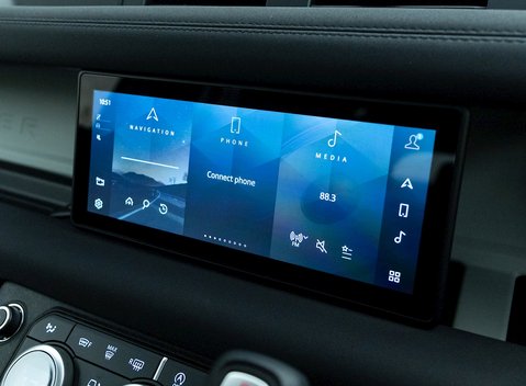 Land Rover Defender 110 D250 First Edition 19