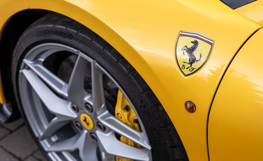 Ferrari 488 Pista Spider 30