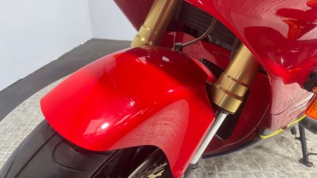 Honda RVF 2000 LATE REGISTERED GENUINE 8K CLASSIC 400CC SUPER SPORT 21