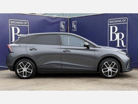 MG MG4 64kWh Trophy Long Range Hatchback 5dr Electric Auto (203 ps) 3