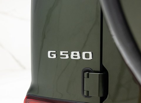 Mercedes-Benz G Class G580 with EQ-TECHNOLOGY 40