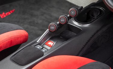 Ferrari 488 Pista 19