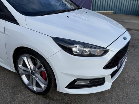 Ford Focus 2.0T EcoBoost ST-2 Hatchback 5dr Petrol Manual Euro 6 (s/s) (250 ps) 11