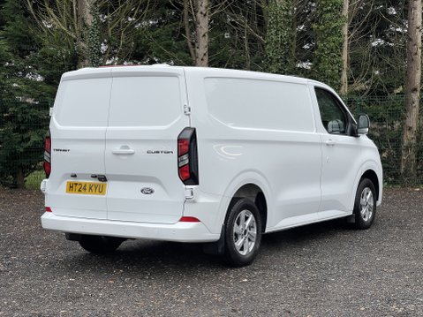 Ford Transit Custom 280 LIMITED L1H1 P/V ECOBLUE 2