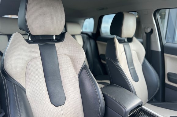 Land Rover Range Rover Evoque 2.2 SD4 DYNAMIC AUTO 16