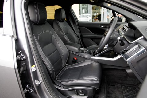 Jaguar I-Pace BLACK 36