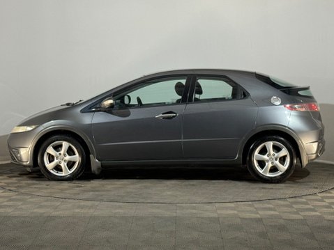 Honda Civic I-VTEC SE 5