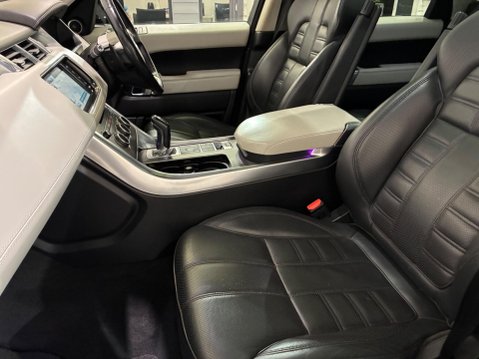 Land Rover Range Rover Sport 3.0 SD V6 Autobiography Dynamic Auto 4WD Euro 6 (s/s) 5dr 54