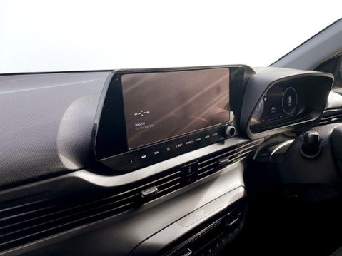 Hyundai BAYON 1.0 T-GDi Premium SUV 5dr Petrol DCT Euro 6 (s/s) (100 ps) Sat Nav 18