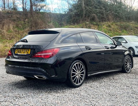 Mercedes-Benz CLA Class 2.1 CLA 220 WhiteArt D Auto 5dr 4