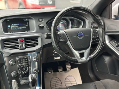 Volvo V40 1.6 V40 R-Design Nav D2 5dr 16