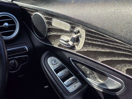 Mercedes-Benz C Class 2.1 C220d AMG Line (Premium) Saloon 4dr Diesel G-Tronic+ Euro 6 (s/s) (170  55
